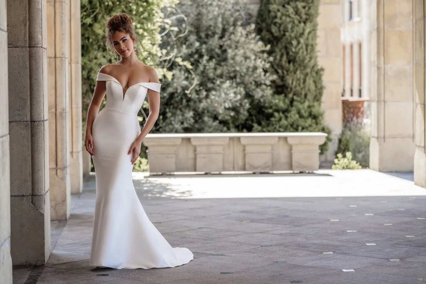 Fashion off Shoulder Plunging V Neck Satin Detachable Long Train Mermaid Wedding Dresses