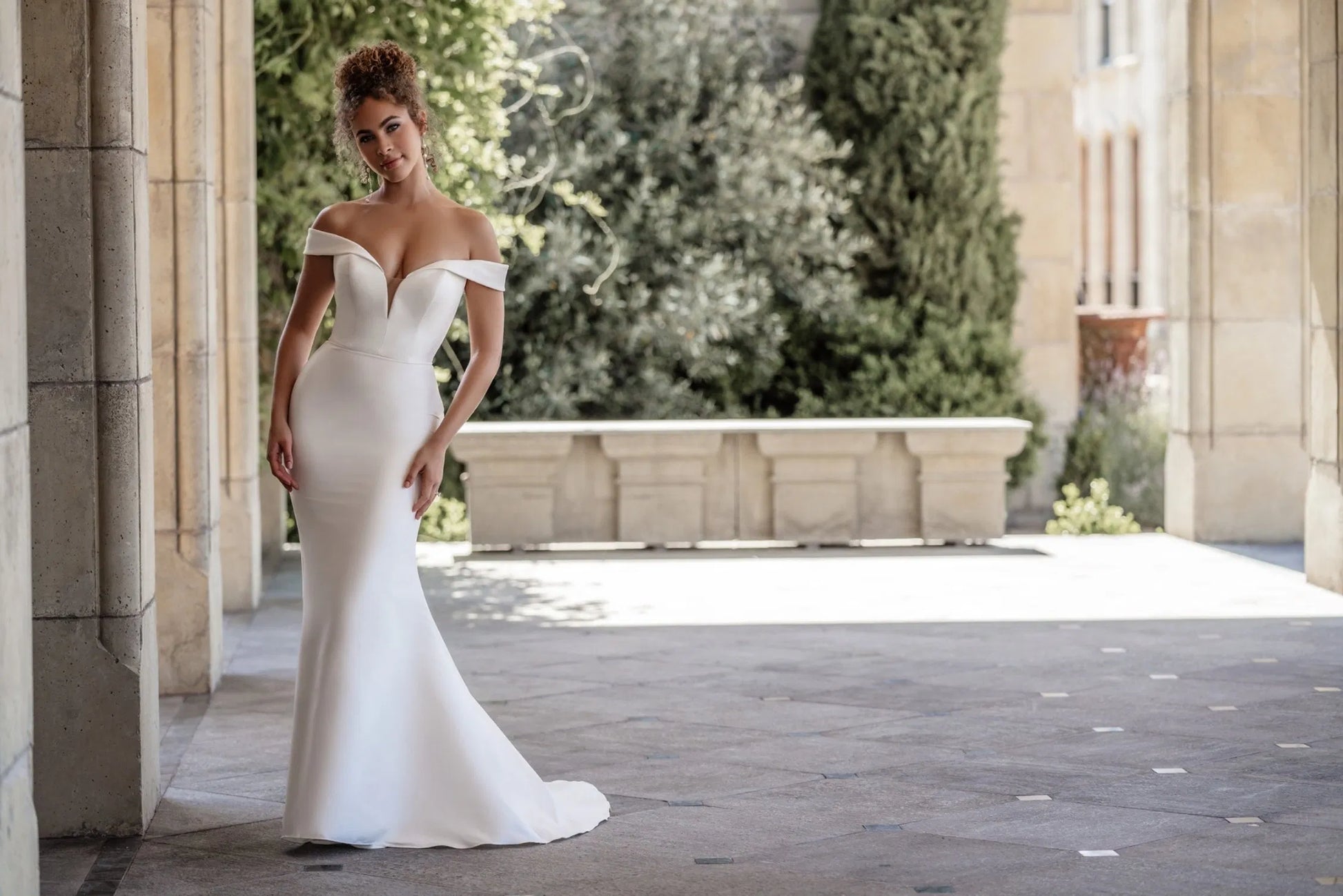 Fashion off Shoulder Plunging V Neck Satin Detachable Long Train Mermaid Wedding Dresses